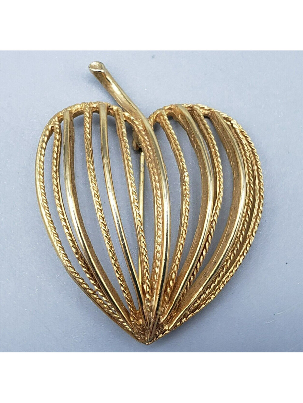 Gold Tone Apple Brooch Heart Shape Open Design Costume Jewelry Pin Metal